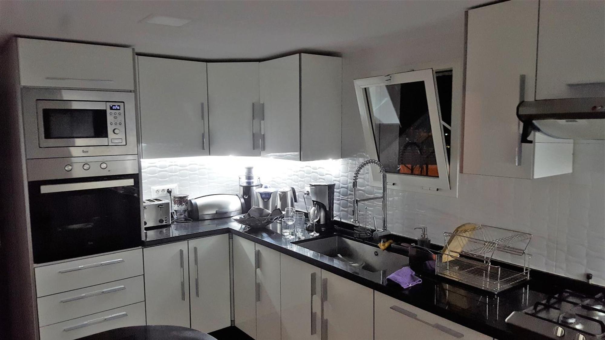 Appartement Agreable Avec 2 Tres Belles Terrasses Au Coeur De Rabat Exteriör bild