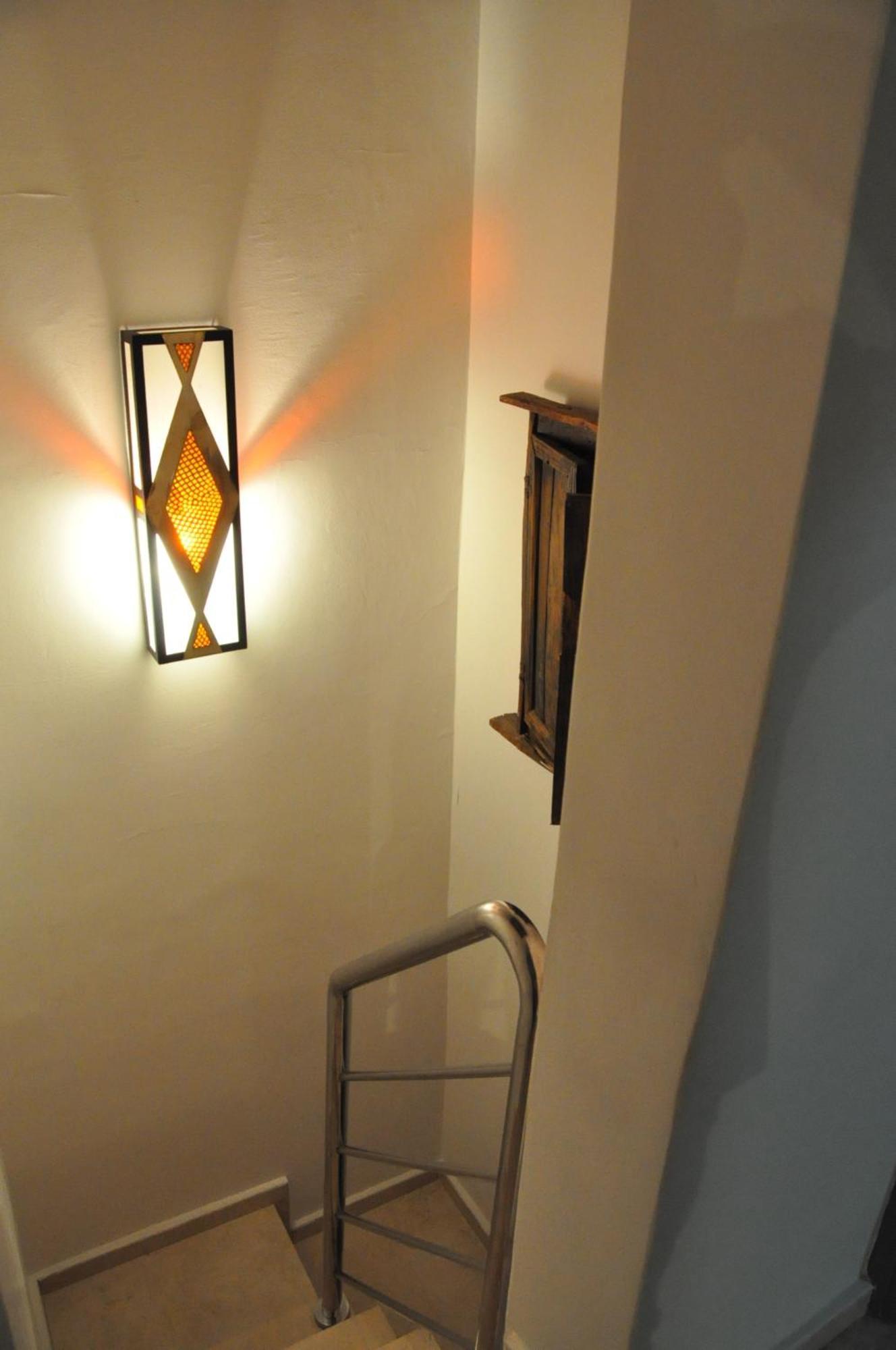 Appartement Agreable Avec 2 Tres Belles Terrasses Au Coeur De Rabat Exteriör bild